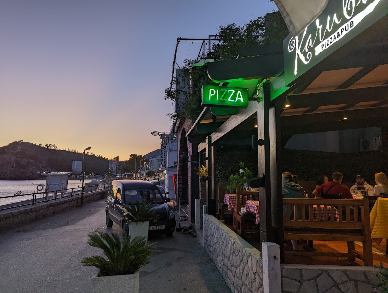 Karuba, Sutomore