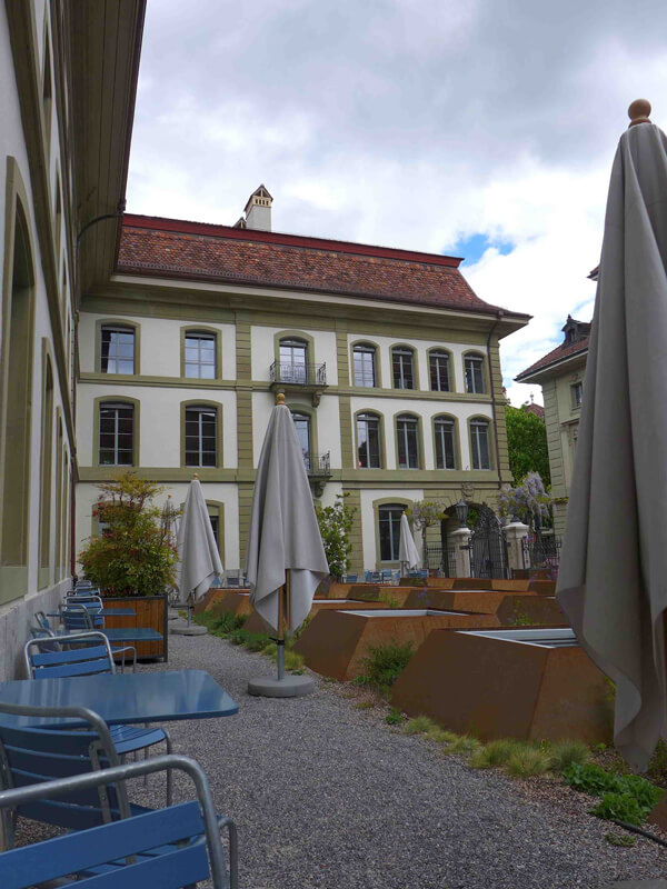Café Lounge Lesbar