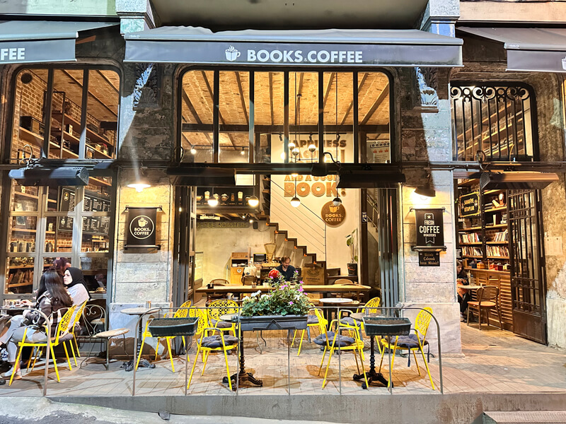 Books & Coffee Karaköy